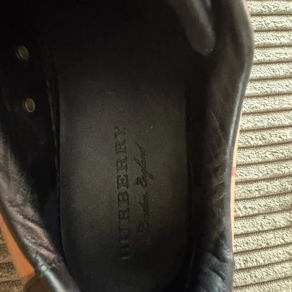 Burberry sneakers - Picture 7 of 7
